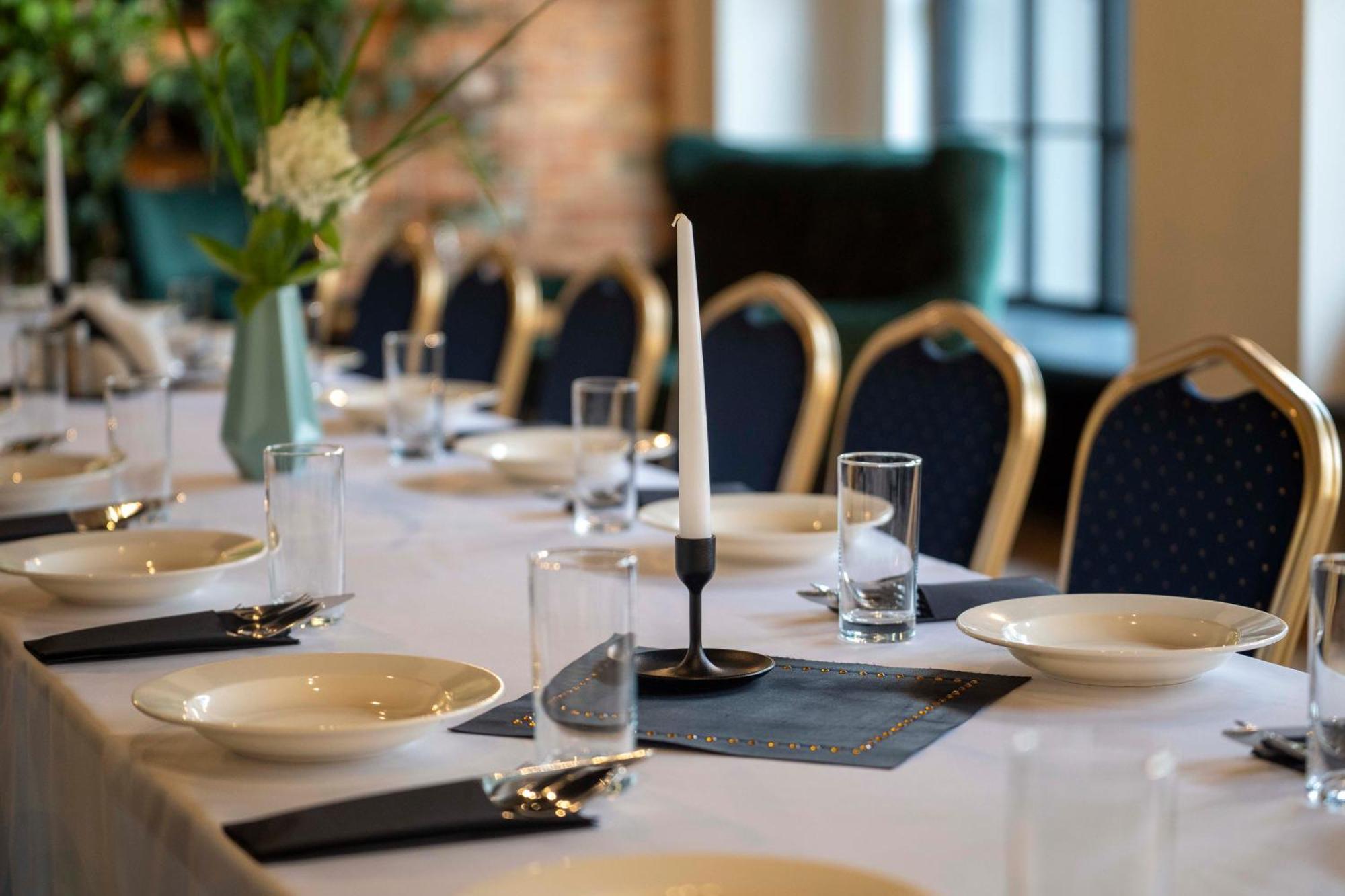 Lofft Hotel Ciechanów Eksteriør billede